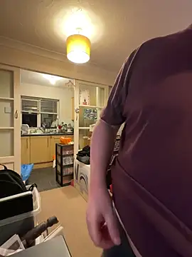 Snapshot of LondonTeffy chatting on 02.04.25 LondonTeffy online show from 02.04.25