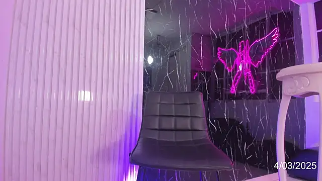 Mell Saenz online show from 03.04.25