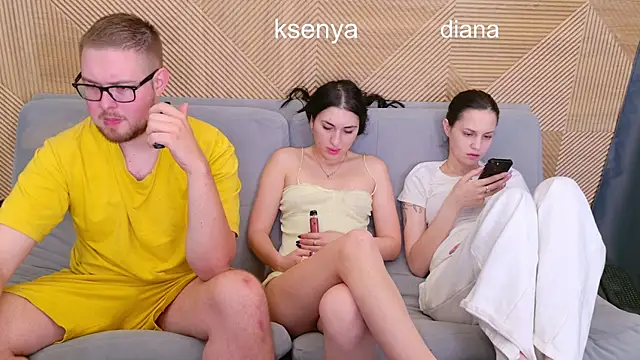 Snapshot of Ksenny chatting on 06.23.26 Ksenny online show from 06.23.26