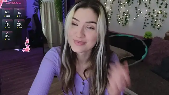 monikavenom online show from 09.30.25