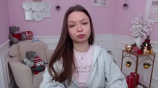 LucySkilar online show from 01.08.26