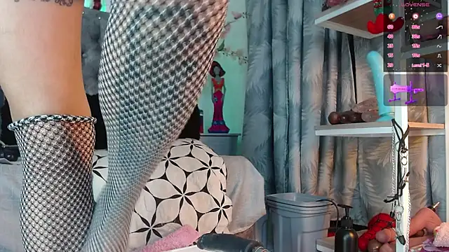 SaraMartins00 online show from 12.04.24