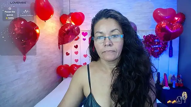 Snapshot of MaturePure chatting on 02.22.25 MaturePure online show from 02.22.25