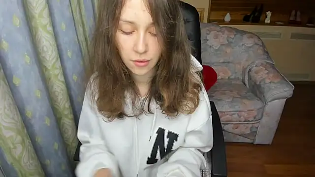 AfinaCutie online show from 11.05.25