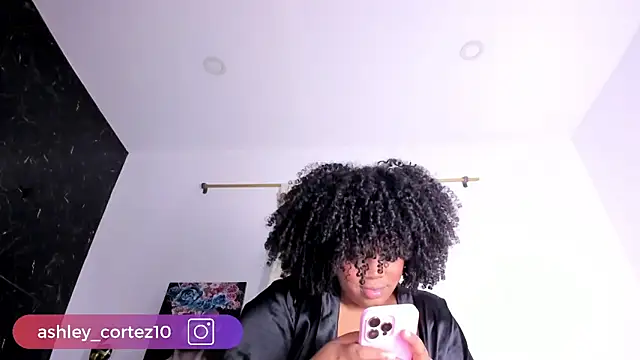 ashley crotez online show from 02.15.25