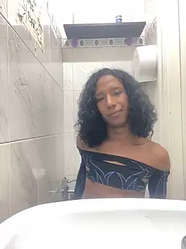 tamarabigass1 online show from 02.25.25