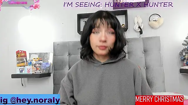 Snapshot of hey_noraly chatting on 12.28.24 hey noraly online show from 12.28.24