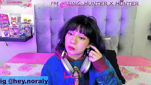 Snapshot of hey_noraly chatting on 01.03.25 hey noraly online show from 01.03.25