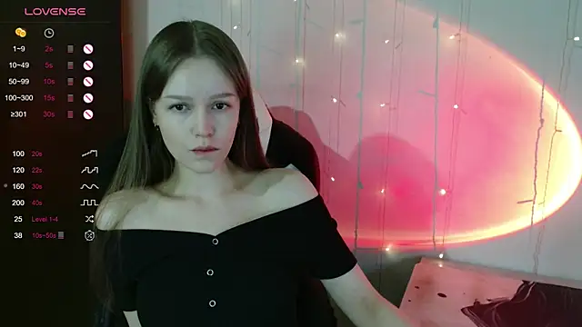 Snapshot of amelia_sweeti chatting on 10.30.25 amelia sweeti online show from 10.30.25