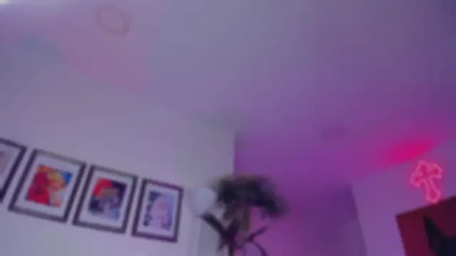 Taylor  foxxx online show from 10.03.25