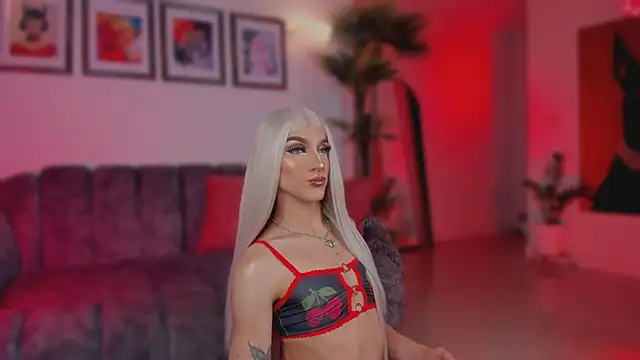 Taylor  foxxx online show from 02.18.26