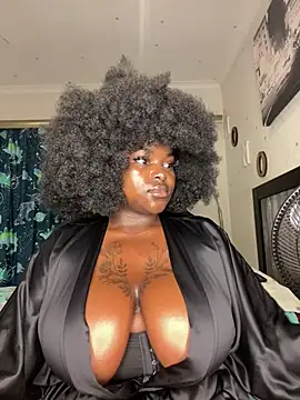 Honeycoco0211 online show from 01.25.25