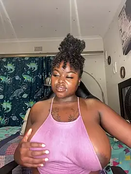 Honeycoco0211 online show from 01.30.25