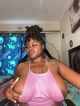 Honeycoco0211 online show from 01.30.25