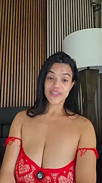 Snapshot of Deisy_Torres chatting on 06.02.26 Deisy Torres online show from 06.02.26