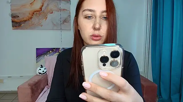 ElmiraPowers online show from 10.18.25