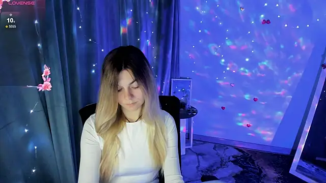 Sweet me  online show from 11.04.25