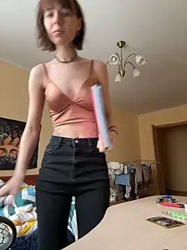 Crayzy Luv online show from 12.21.24