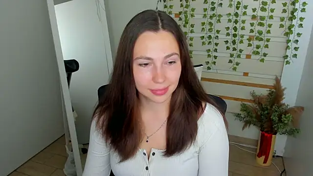 Lexy flower online show from 09.28.25