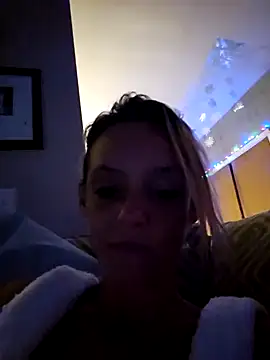 Dixiefaye Pika online show from 12.18.24