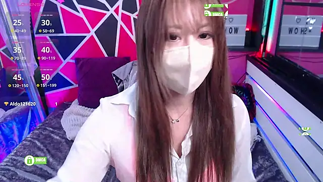Snapshot of Lion_______ chatting on 01.14.25 Lion online show from 01.14.25