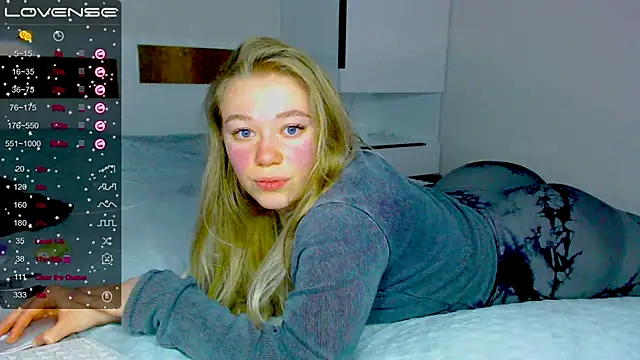 kitti kaattt online show from 12.08.24