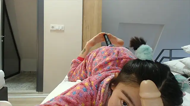 Kunimitsuu  online show from 01.15.25