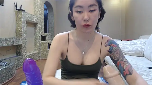 Kunimitsuu  online show from 02.16.25