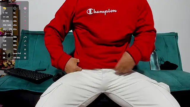 Snapshot of jacques_cardiet chatting on 10.01.25 jacques cardiet online show from 10.01.25