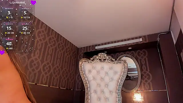 Janna Rousse  online show from 02.05.25