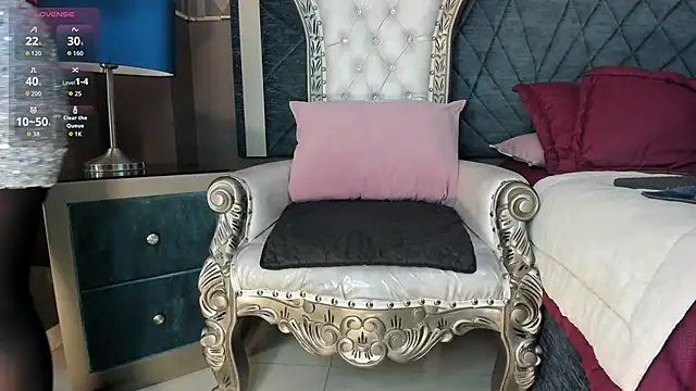 Janna Rousse  online show from 09.25.25