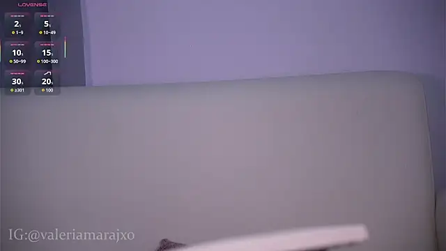 Snapshot of Your_naughtytrans chatting on 10.08.25 Your naughtytrans online show from 10.08.25