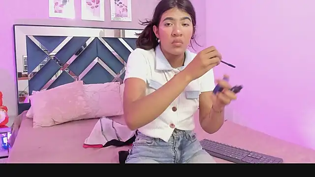 Miakhalifa 7 online show from 01.13.25