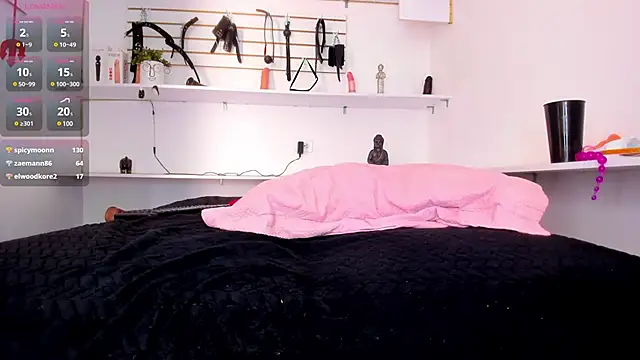 Alejandra Dunn online show from 03.06.25