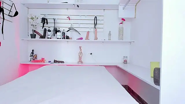 Alejandra Dunn online show from 10.09.25