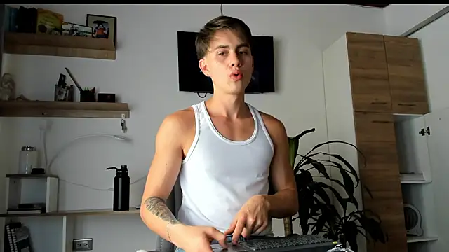 manucute 23  online show from 03.28.26