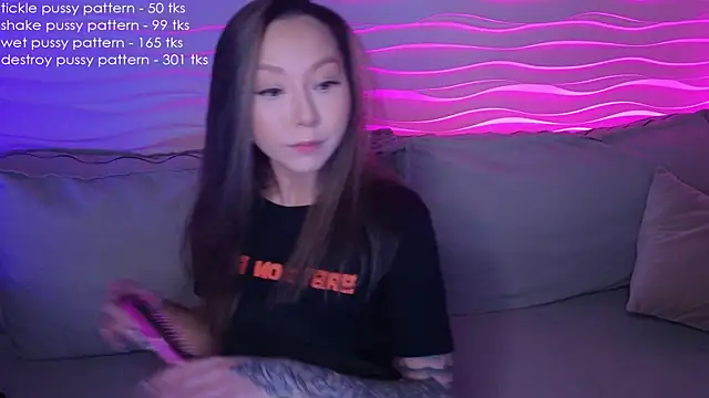 Snapshot of im_casey chatting on 02.23.25 im casey online show from 02.23.25