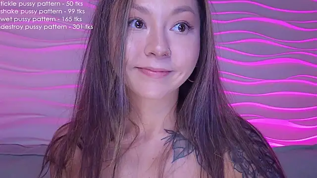 Snapshot of im_casey chatting on 02.26.25 im casey online show from 02.26.25