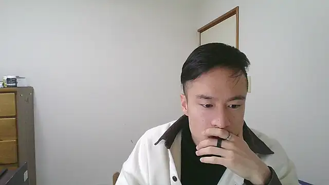 Snapshot of IroManager chatting on 12.29.24 IroManager online show from 12.29.24