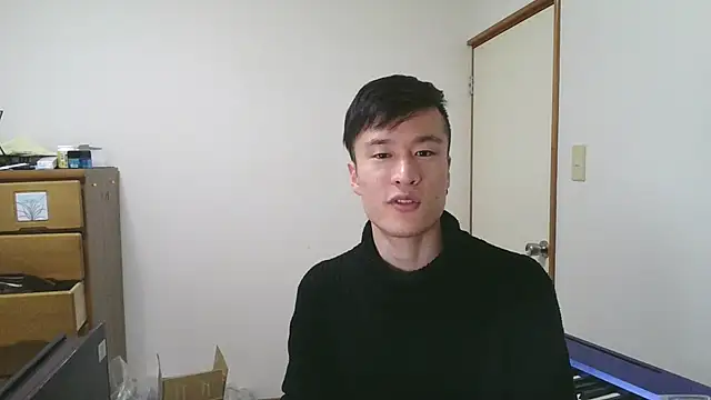 Snapshot of IroManager chatting on 01.05.25 IroManager online show from 01.05.25