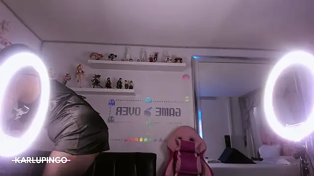 Snapshot of albaismynameX chatting on 12.18.24 albaismynameX online show from 12.18.24