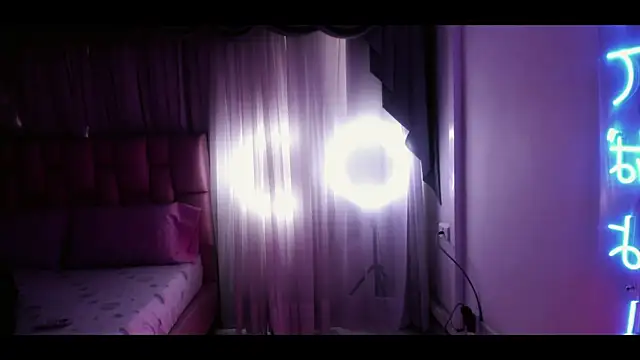 Snapshot of albaismynameX chatting on 01.21.25 albaismynameX online show from 01.21.25