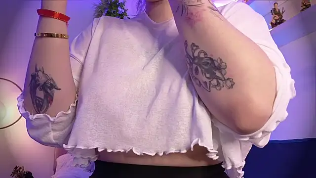 Snapshot of albaismynameX chatting on 09.27.25 albaismynameX online show from 09.27.25