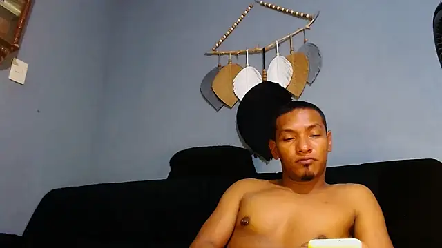 Grandeygruesa1 online show from 12.14.24