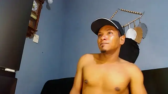 Grandeygruesa1 online show from 12.24.24