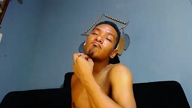 Grandeygruesa1 online show from 01.23.25