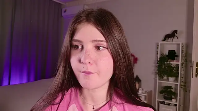 Snapshot of LeraKit chatting on 10.12.25 LeraKit online show from 10.12.25