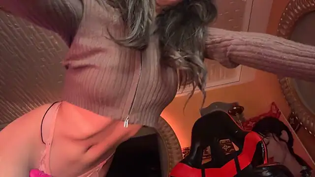 Snapshot of ORLA86 chatting on 02.22.25 ORLA86 online show from 02.22.25