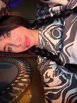 ORLA86 online show from 12.22.25