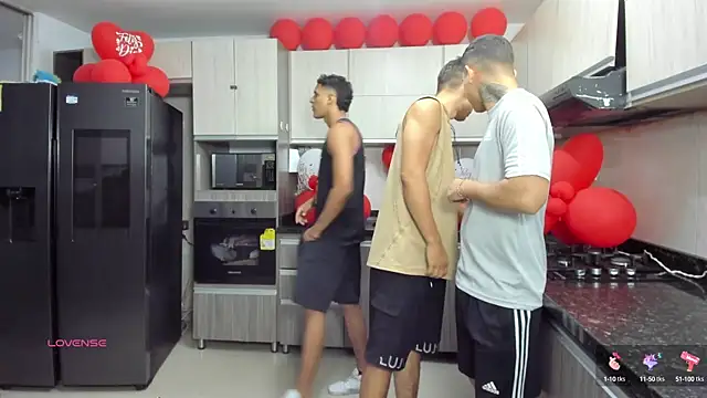 badguyss bisex online show from 09.21.25